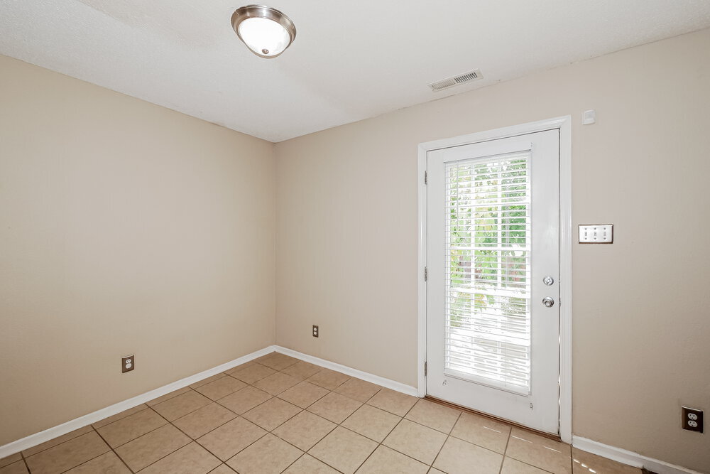 Building Photo - 14349 Black Farm Dr