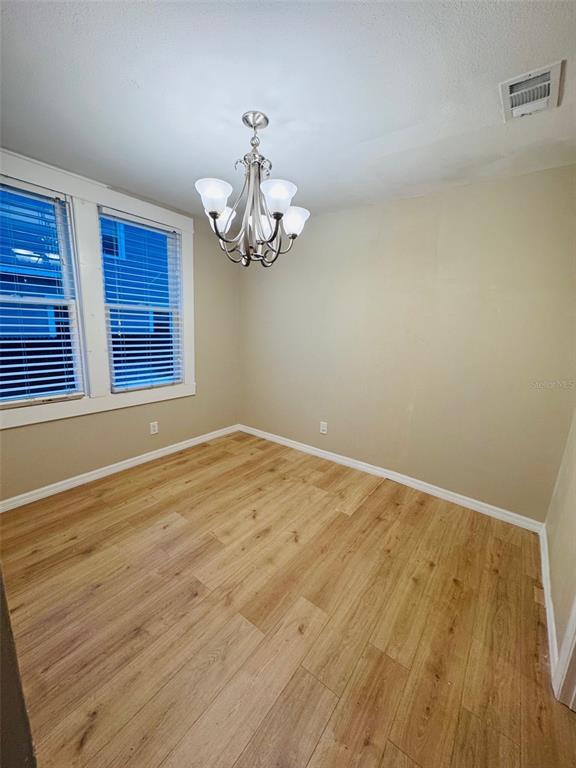 Building Photo - 1910 E Columbus Dr