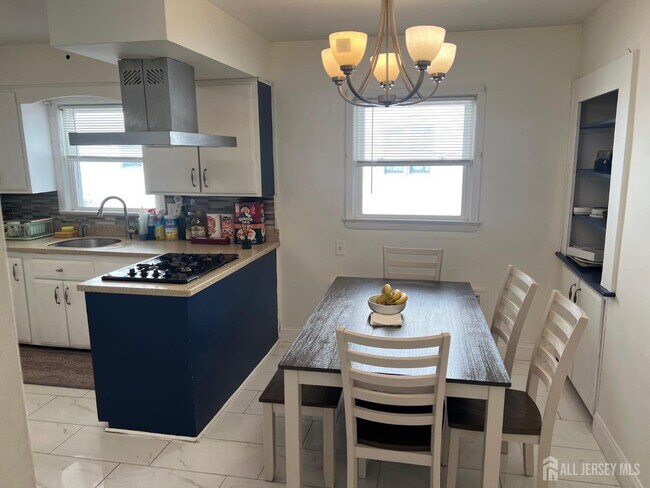 Building Photo - 13 Eastern Pkwy