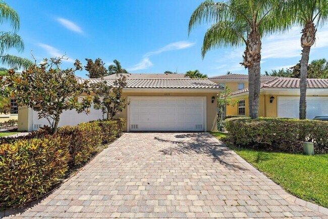Building Photo - 4526 Illicium Dr