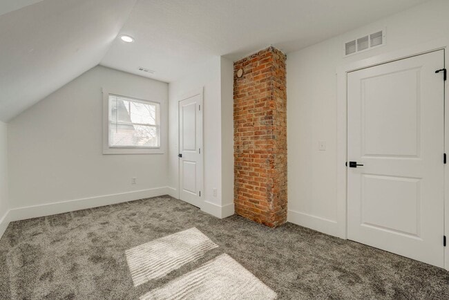 Building Photo - 4115 Whitman Ave