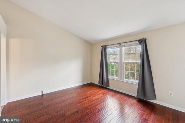 Building Photo - 5494 Prince William Ct