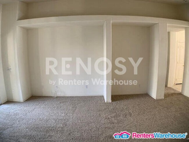 Building Photo - Ideal 3 Br 2 Ba 2 Cg Home Near Loop 303 & Greenway in Surprise!