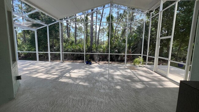 Building Photo - 104 NW Pleasant Grove Way