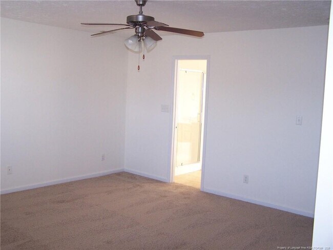 Building Photo - 1753 Cherrypoint Dr