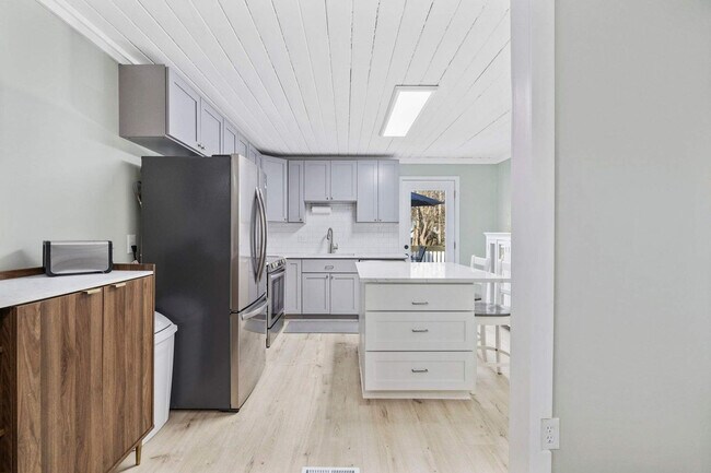 Building Photo - 430 Yaupon Ave