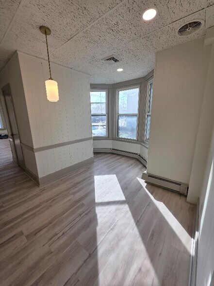 Building Photo - 2827 Horseshoe Pike