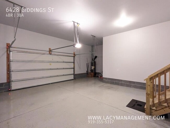 Building Photo - 6428 Giddings St