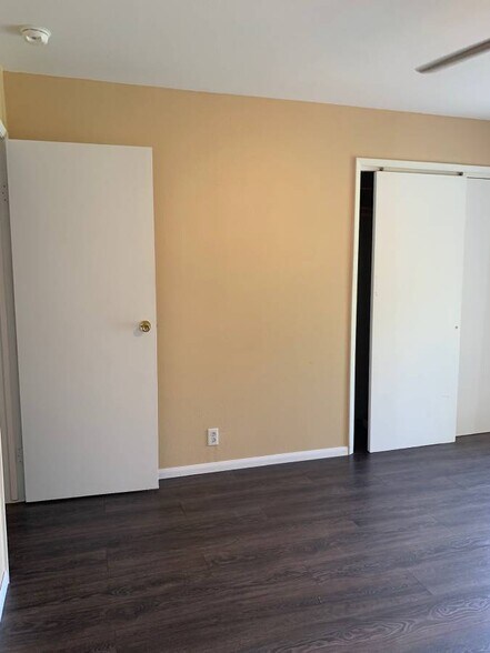 Building Photo - 44 -124 Ikeanani Dr