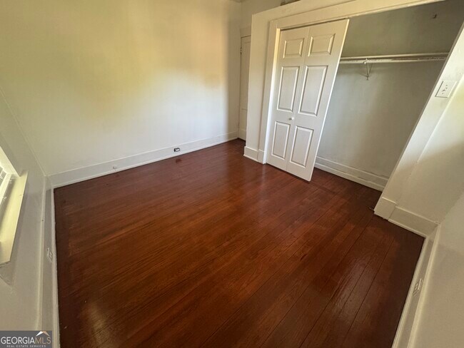 Building Photo - 415 Hopkins St SW