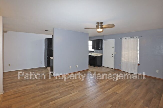 Building Photo - 2601 17th Ave