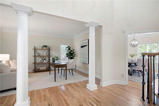 Building Photo - 4711 Oakleigh Manor Dr