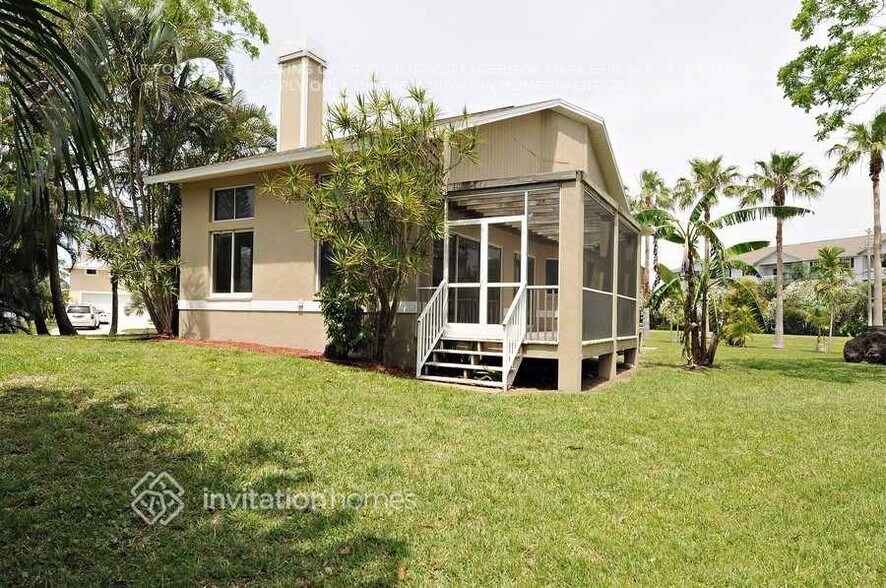 Building Photo - 908 35th Ave Dr W