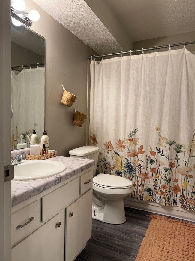 Building Photo - Maumelle Condo Available for Rent