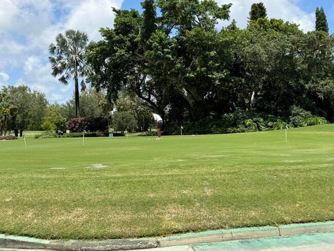 Building Photo - 147 Deer Creek Blvd