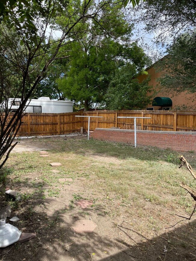Building Photo - Cute 2 Bedroom Home on Arcadia for Rent