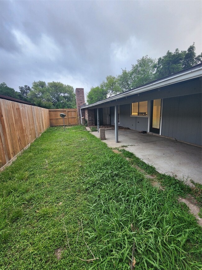 Building Photo - 3822 Broken Elm Dr