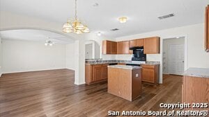 Building Photo - 1006 Avocet