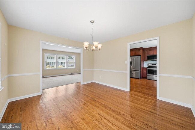 Building Photo - 4 Malvern Ct