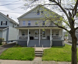 Building Photo - 43 2nd Ave