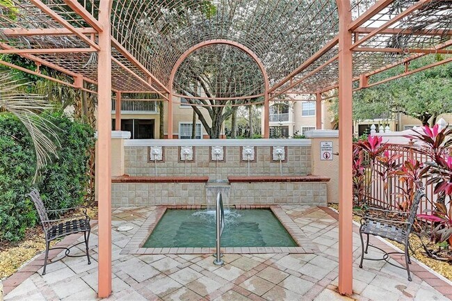 Building Photo - 4110 Central Sarasota Pkwy