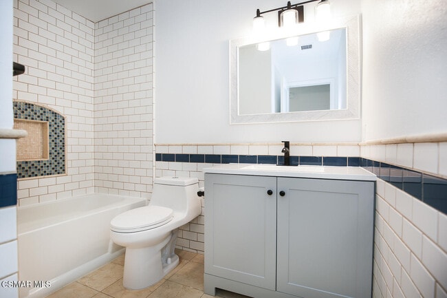 Building Photo - 5383 Felicia St