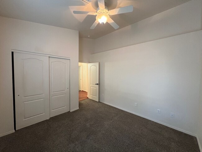 Building Photo - 4 BEDROOM IN BARKLEY RANCH!