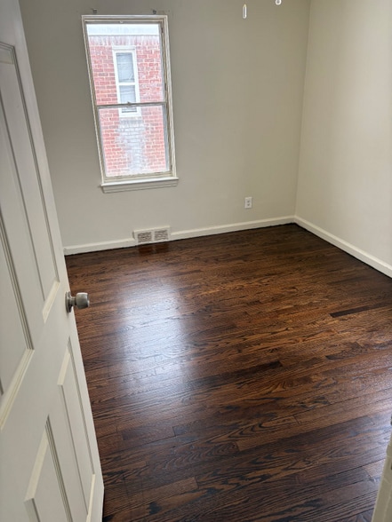 Building Photo - 19444 Lennane St