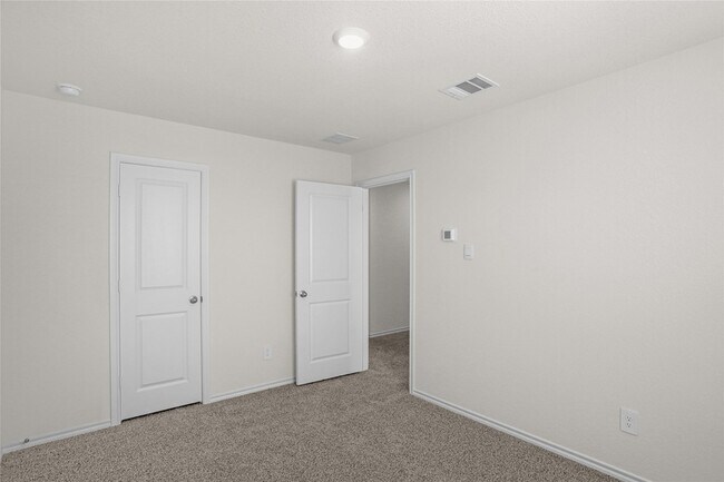 Building Photo - 3425 Marie Dr