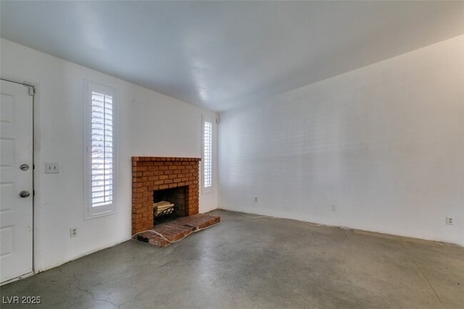 Building Photo - 1803 Discus Dr