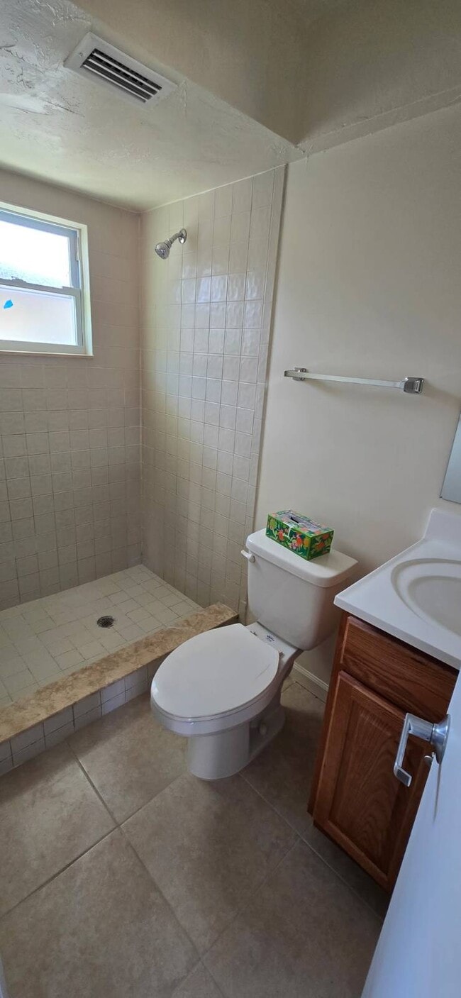 Building Photo - 107 Van Allen Ave NW