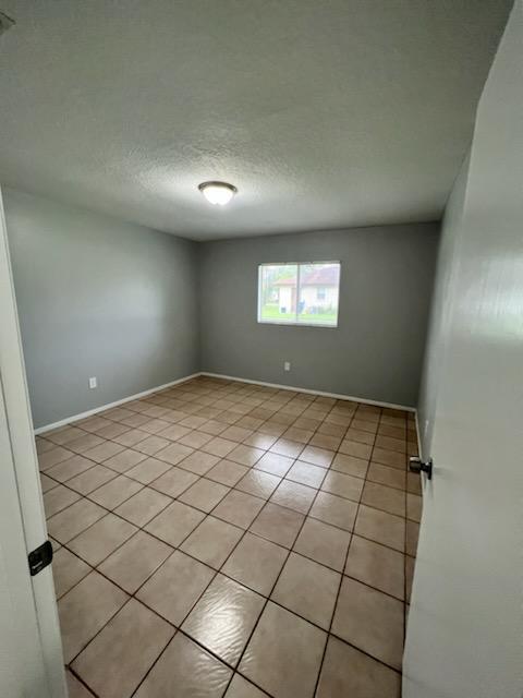 Building Photo - 1423 22nd Ave E