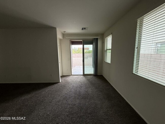 Building Photo - 10450 S Cutting Horse Dr