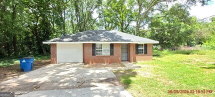 Building Photo - 48 Phillips Dr