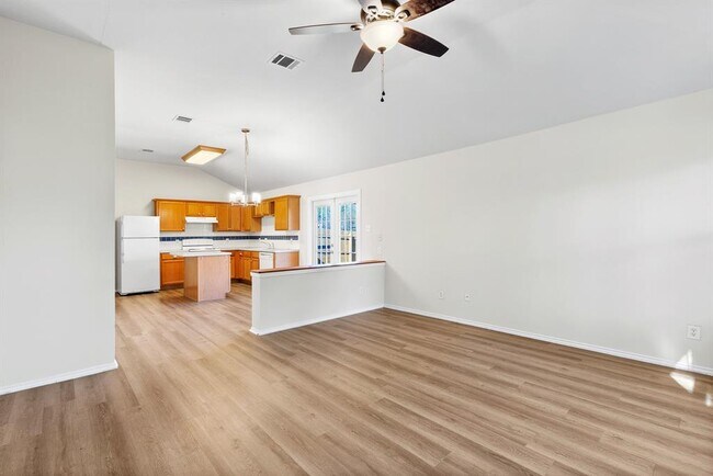 Building Photo - 101 Geronimo Cove