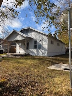 Building Photo - 1206 Walnut St