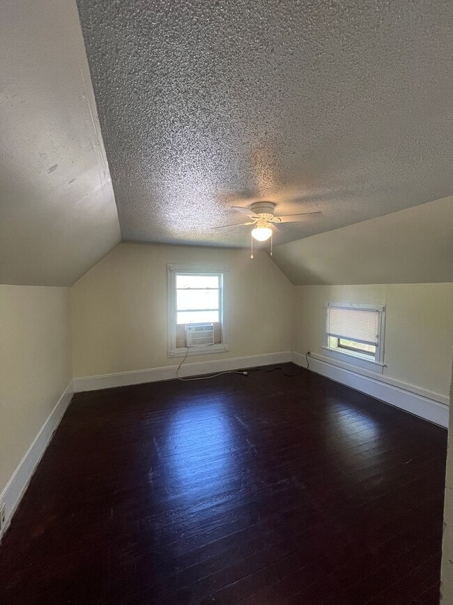 Building Photo - 3 McGowan St