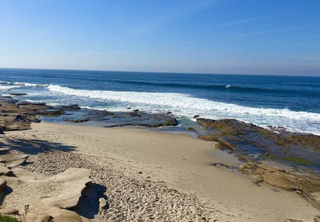 Building Photo - 7509 Ave