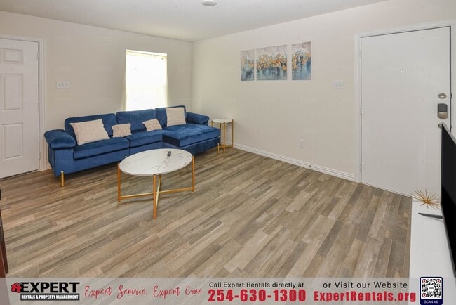 Building Photo - Elevate Your Living Experience, 3BR/2BA Duplex in Killeen!