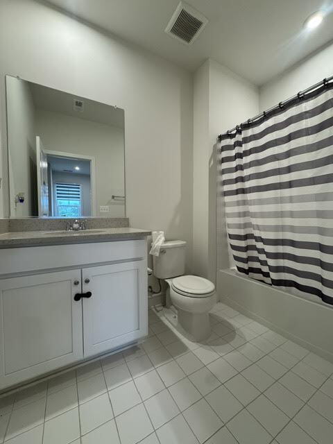 Building Photo - Coming Soon – Available June 1st! Fully Upgraded 3 Bedroom, 3.5 Bath Townhome in the Desirable La...