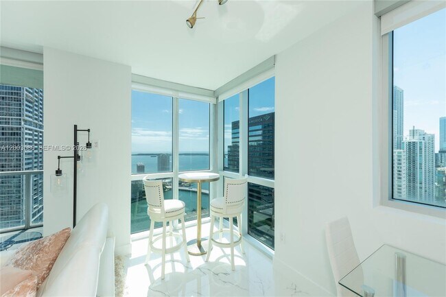 Building Photo - 500 Brickell Ave