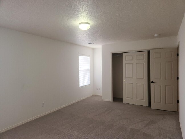 Building Photo - 1943 Busher St SE