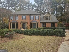 Building Photo - 5525 Wedgewood Ct SW