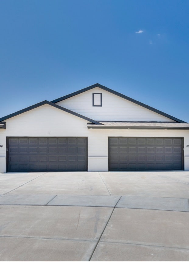 Building Photo - 588 E Martens Ct