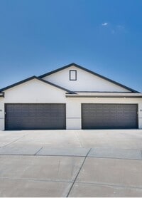 Building Photo - 588 E Martens Ct