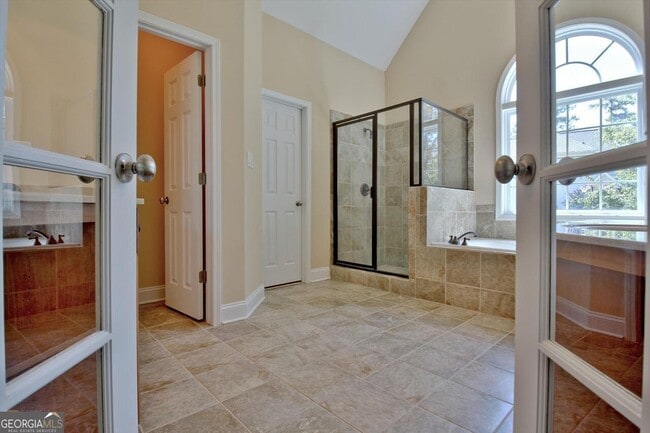 Building Photo - 170 Diana Dr