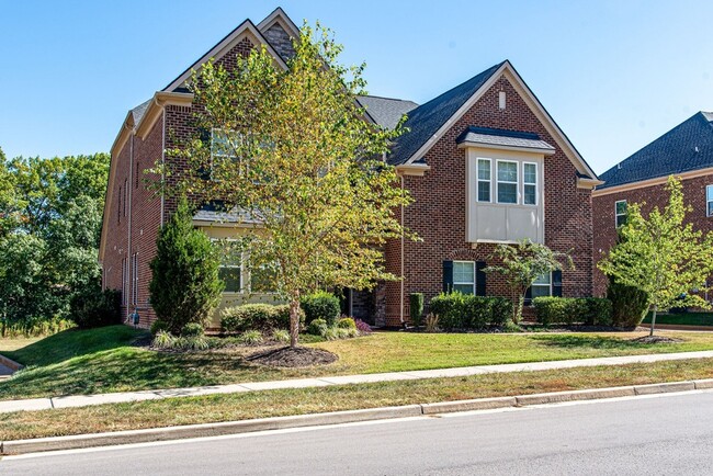 Building Photo - 9810 Glenmore Ln