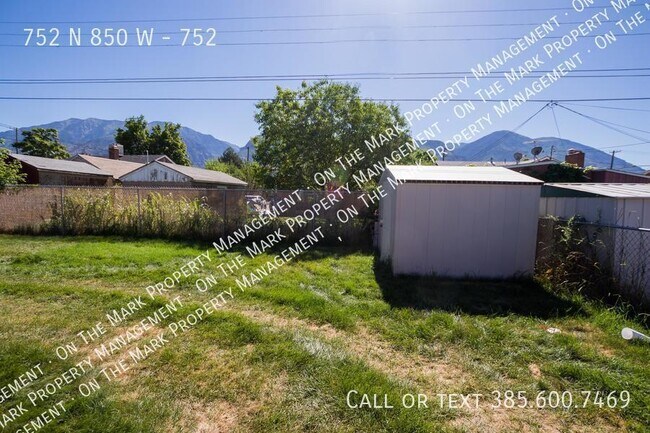 Building Photo - 752 N 850 W St