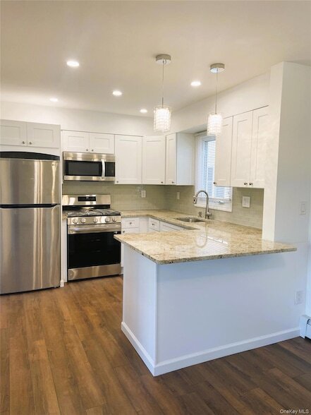 Building Photo - 473 Franklin Blvd