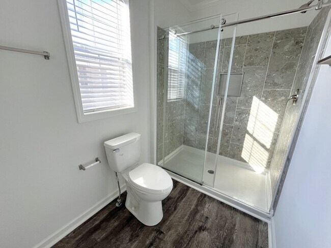 Building Photo - 1033 Vervain Dr